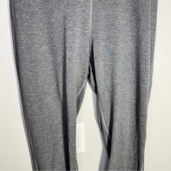 Lululemon Wunder Lounge Super-High-Rise Tight 28"
Heathered Core Medium Grey 14 - Picture 5 of 16